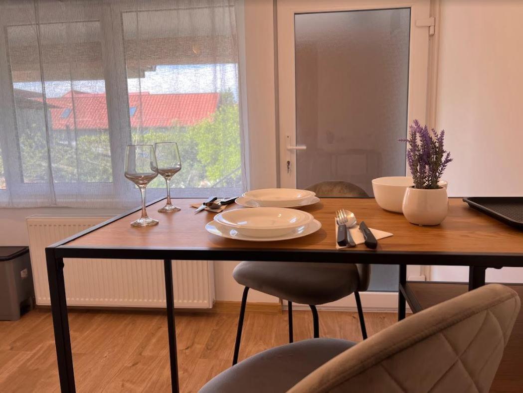 Premont Studios Ghimbav Extérieur photo